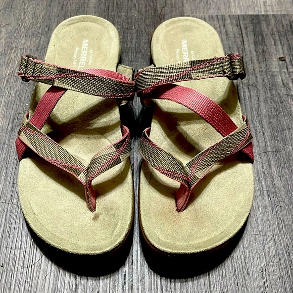 Merrell Size 7 Sage and Mauve Flip Flop - Picture 4 of 4